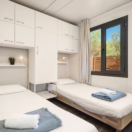 Mobile Homes Vrata Krke 度假居 *