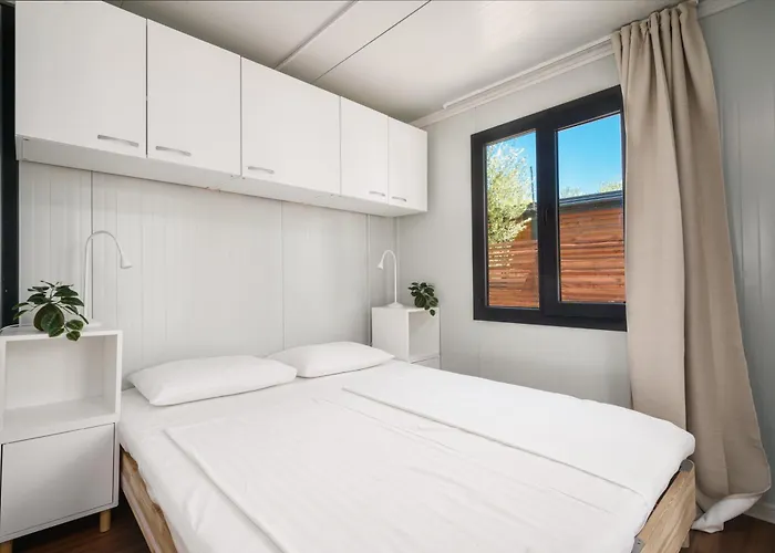 Mobile Homes Vrata Krke * Lozovac